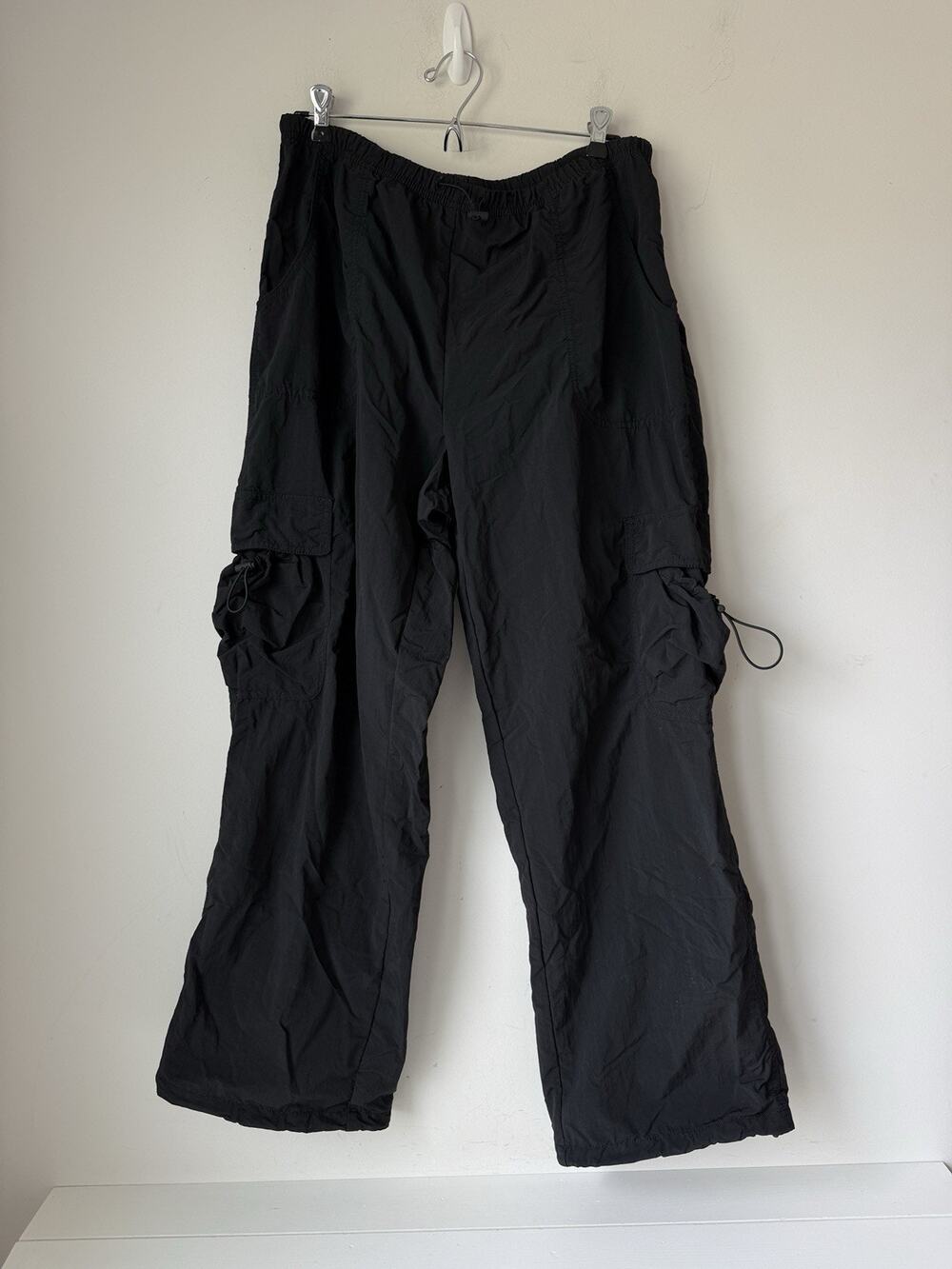 Aritzia TNA Womens Squad Pocket Cargo Saville Parachute Pants Large